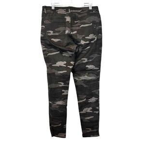 Democracy Ab Technology Mid Rise Slimming Booty Lift Skinny Jeans Green Size 12